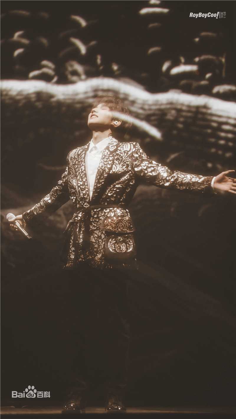 王源(Roy)综艺节目性感图片图集