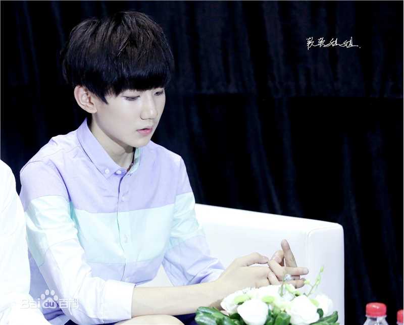 王源(Roy)采访壁纸壁纸