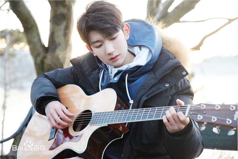 王源(Roy)MV性感图片图集