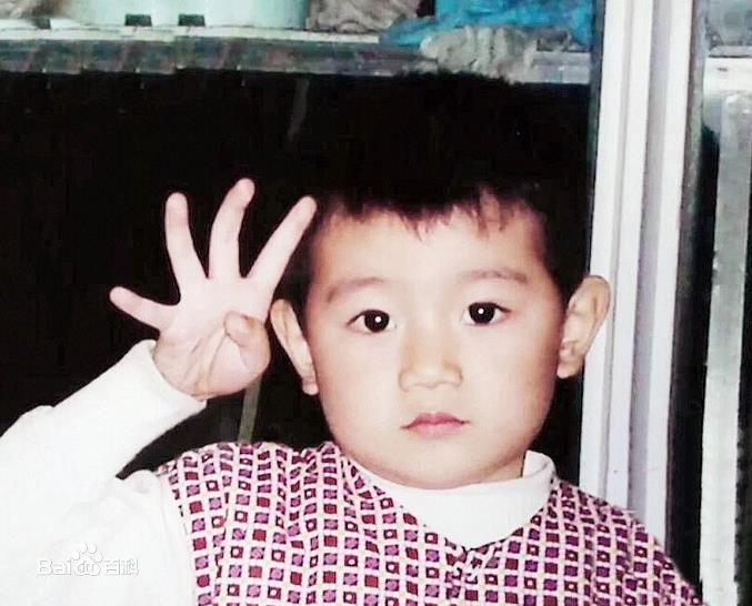 王源(Roy)小时候素颜照相册