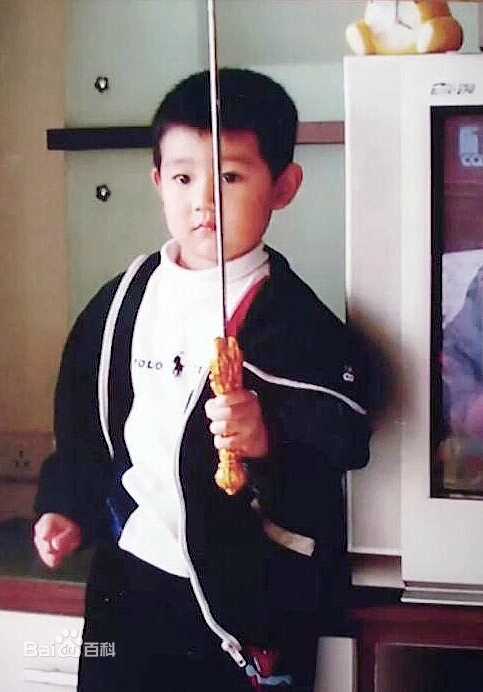 王源(Roy)小时候素颜照相册