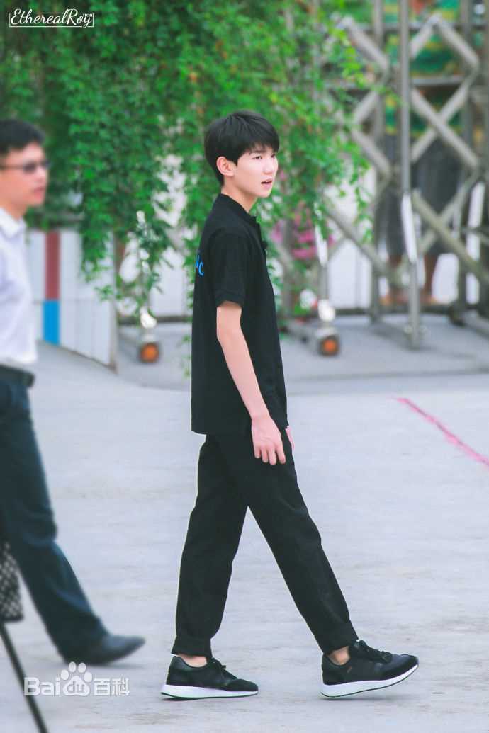 王源(Roy)联合国儿童基金会青年教育使者壁纸壁纸