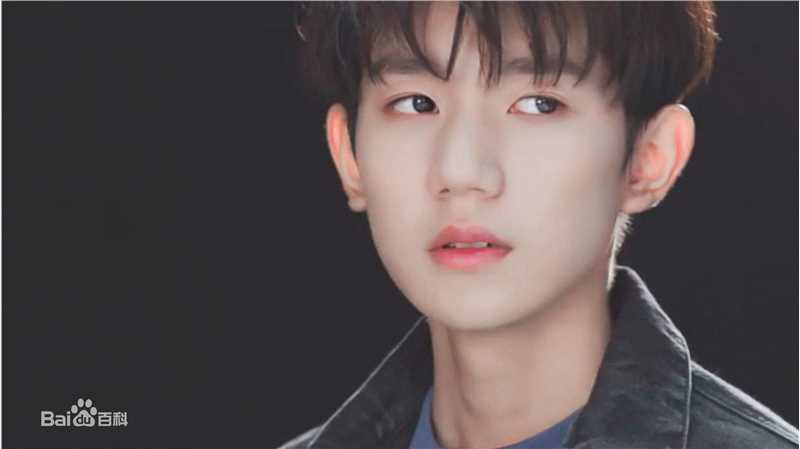 最优质王源(Roy)生活照