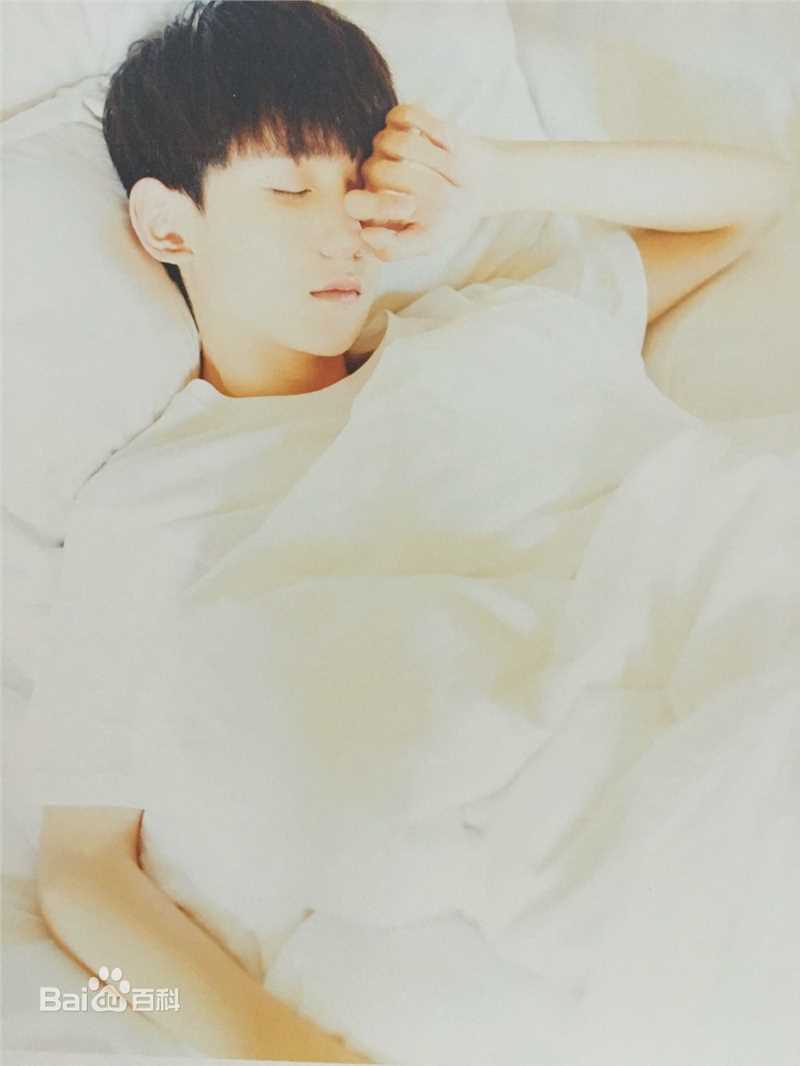 最优质王源(Roy)生活照