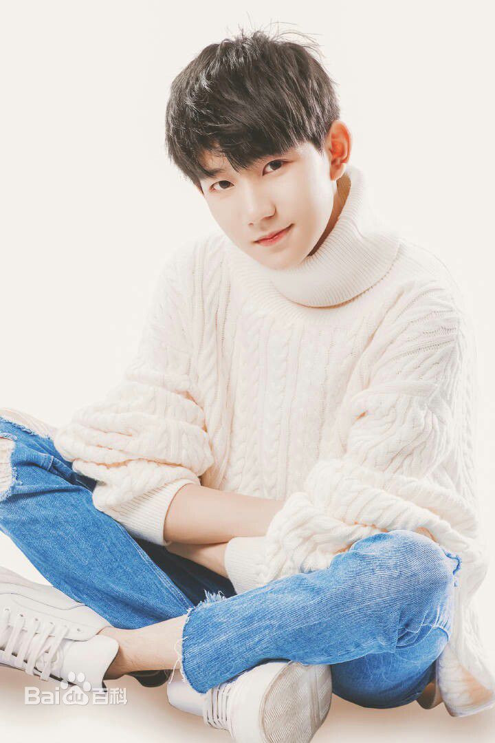 最优质王源(Roy)生活照