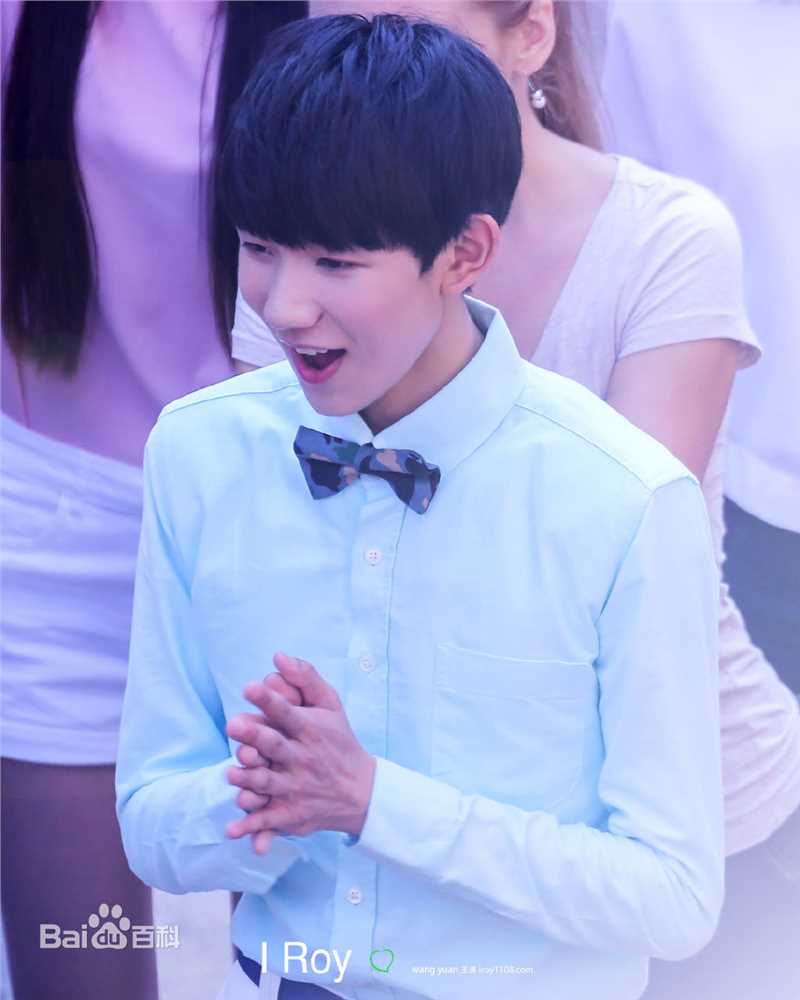 王源(Roy)代言OPPO R9素颜照相册