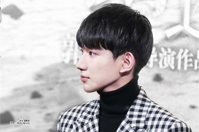 王源(Roy)160929爵迹首映礼性感图片图集