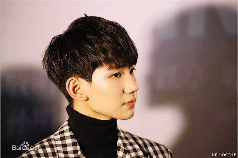 王源(Roy)160929爵迹首映礼性感图片图集