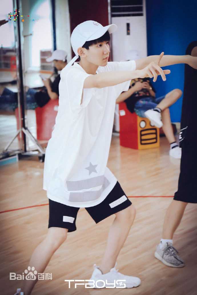 王源(Roy)高清官网福利图集