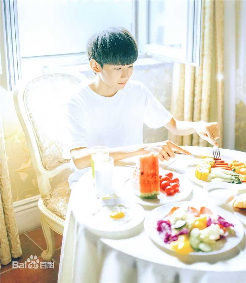 王源(Roy)最全2016官方台历壁纸