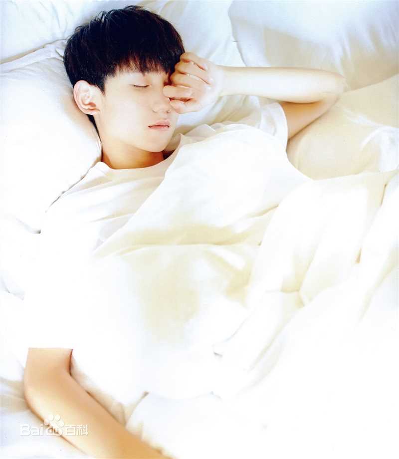 王源(Roy)最全2016官方台历壁纸