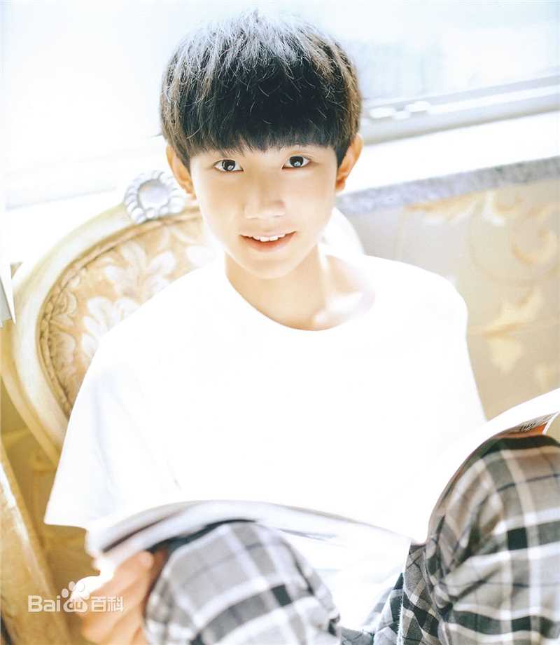 王源(Roy)最全2016官方台历壁纸