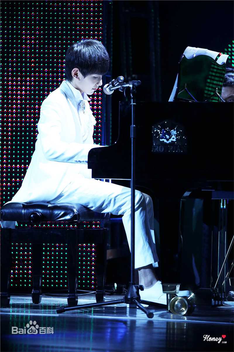 王源(Roy)15110815岁生日会图册