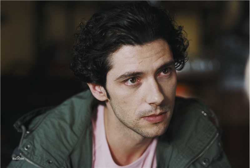 高清梅尔维尔·珀波(Melvil Poupaud)图片