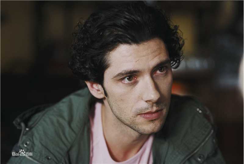 梅尔维尔·珀波(Melvil Poupaud)精彩图册