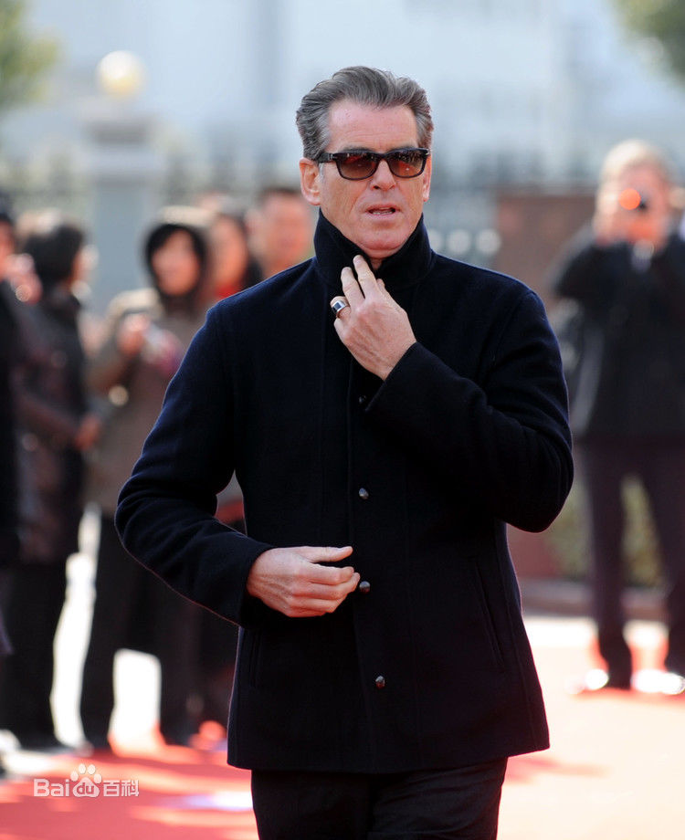 精选皮尔斯·布鲁斯南(Pierce Brosnan)图片