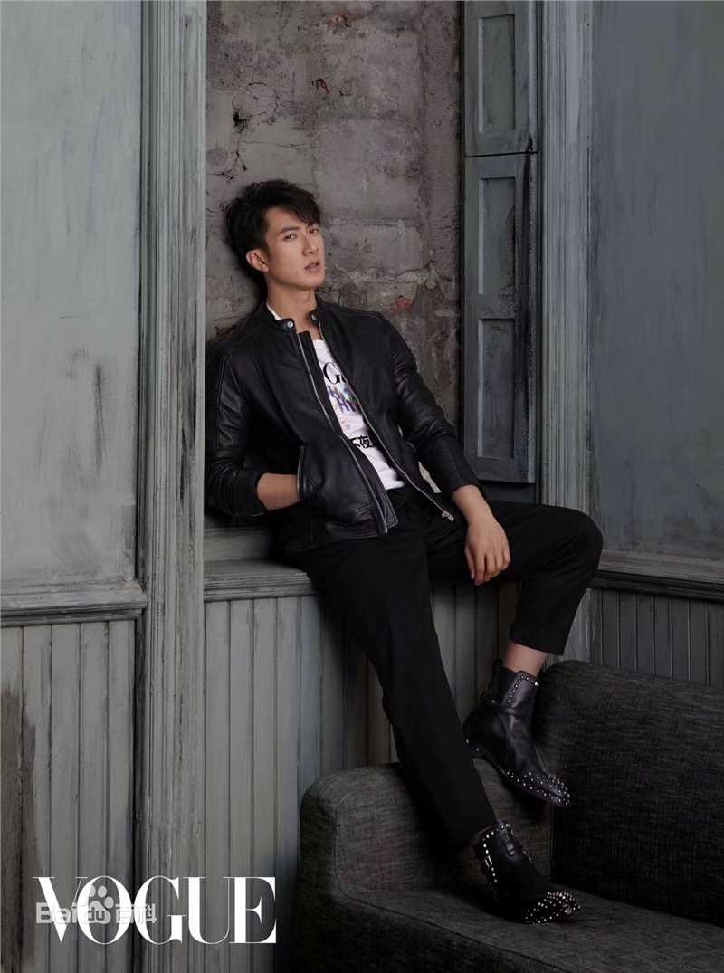 最新吴尊(Chun Wu)在《VOGUE FNO》中的壁纸