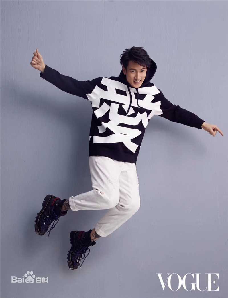 最新吴尊(Chun Wu)在《VOGUE FNO》中的壁纸