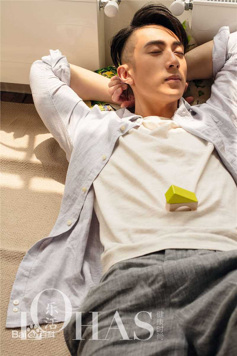 最新吴尊(Chun Wu)在201707《乐活》中的图集