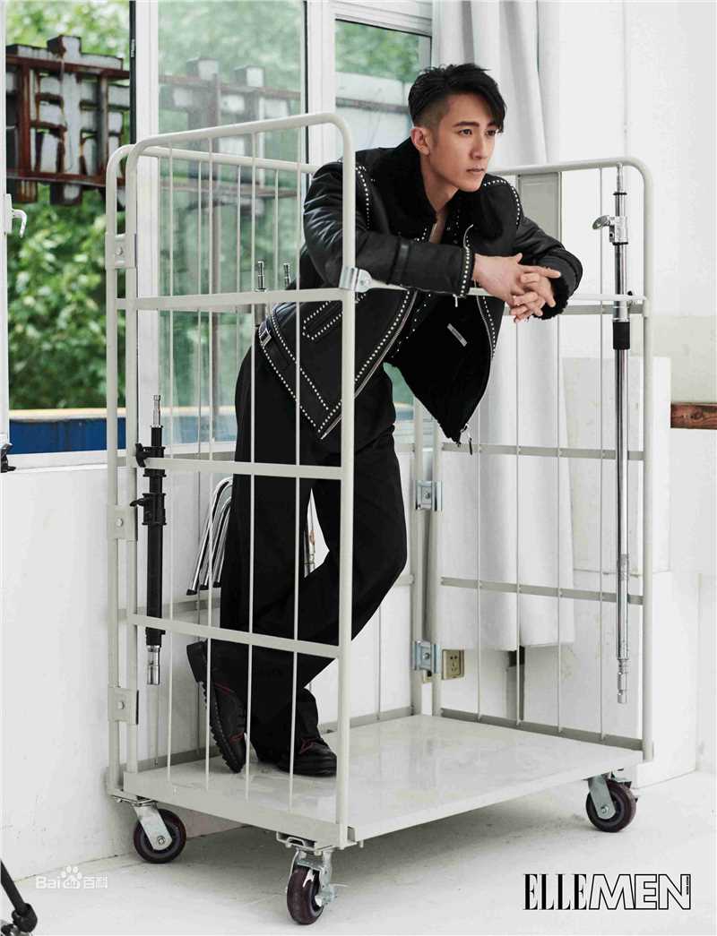 最新吴尊(Chun Wu)在《ELLEMEN》中的图集