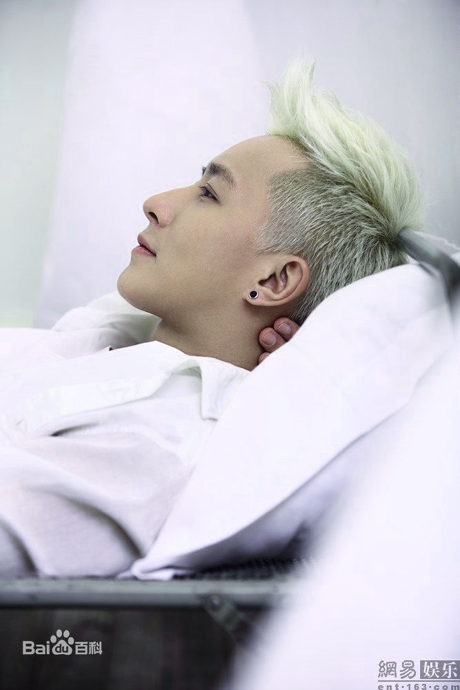 韩庚(Han Geng)最全杂志（一）壁纸