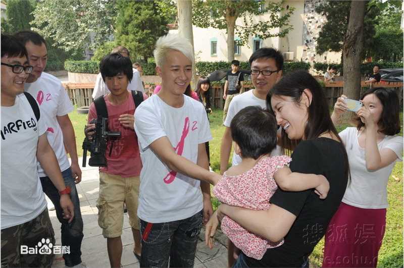 韩庚(Han Geng)公益活动前后照片