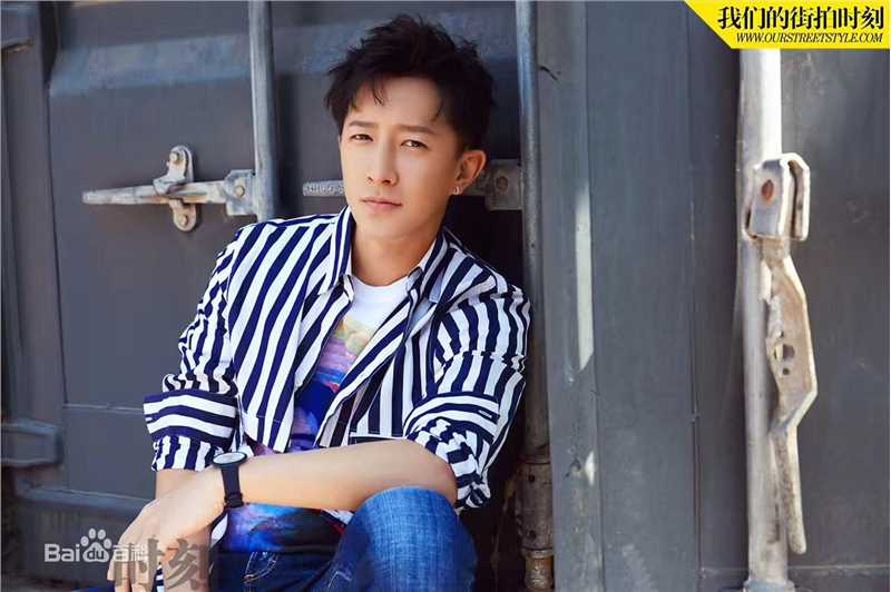 韩庚(Han Geng)街拍壁纸壁纸