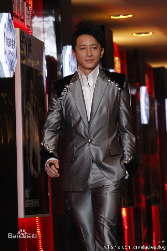 韩庚(Han Geng)2011.1.8 精品时尚盛典素颜照壁纸