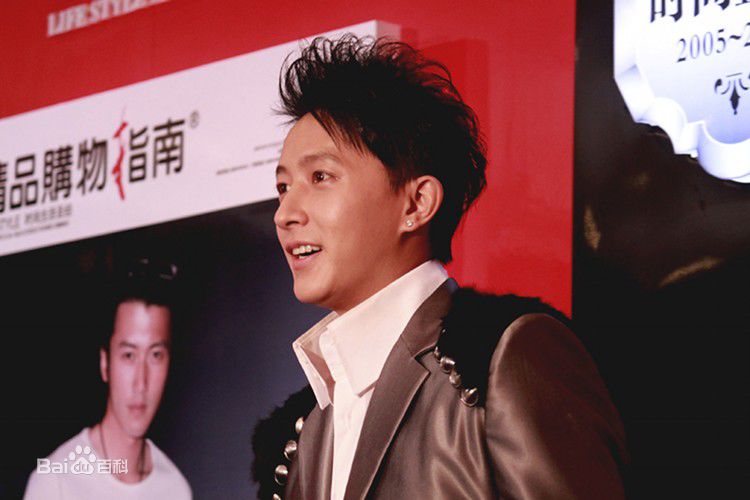 韩庚(Han Geng)2011.1.8 精品时尚盛典素颜照壁纸
