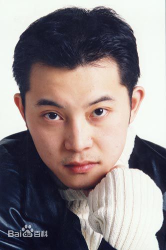 沙溢早期性感图片壁纸