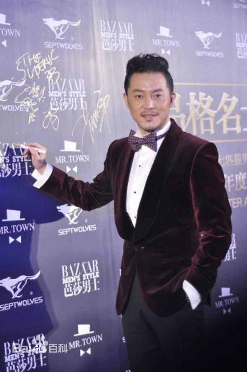 沙溢参加活动等素颜照相册