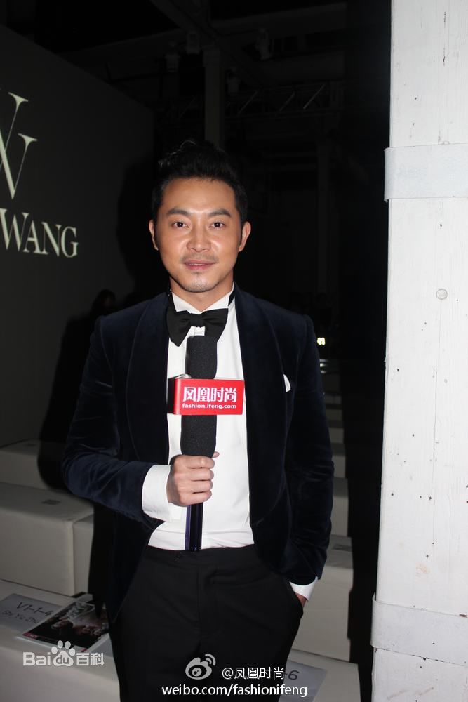 沙溢20121019上海时装周十周年开幕盛典性感图片图集