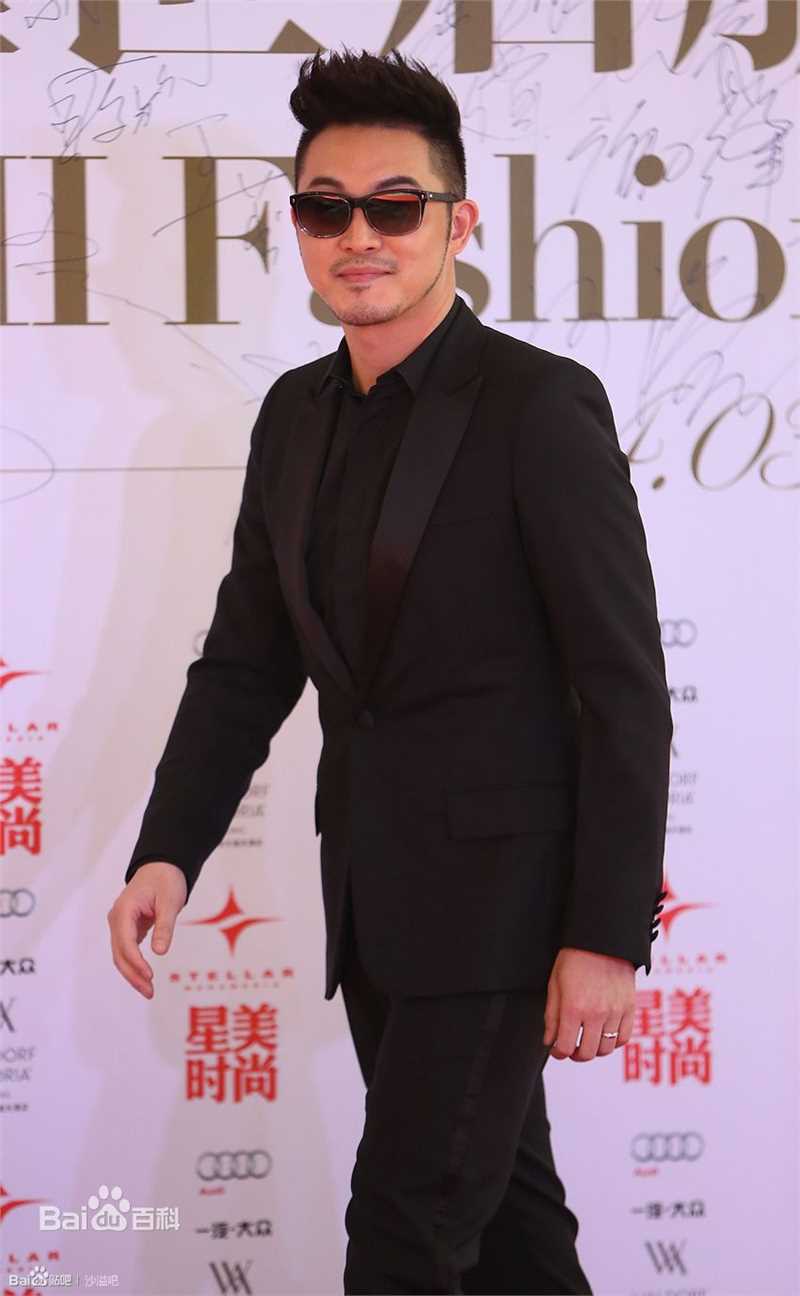 沙溢20140320星美时尚耀世启航酒会壁纸壁纸