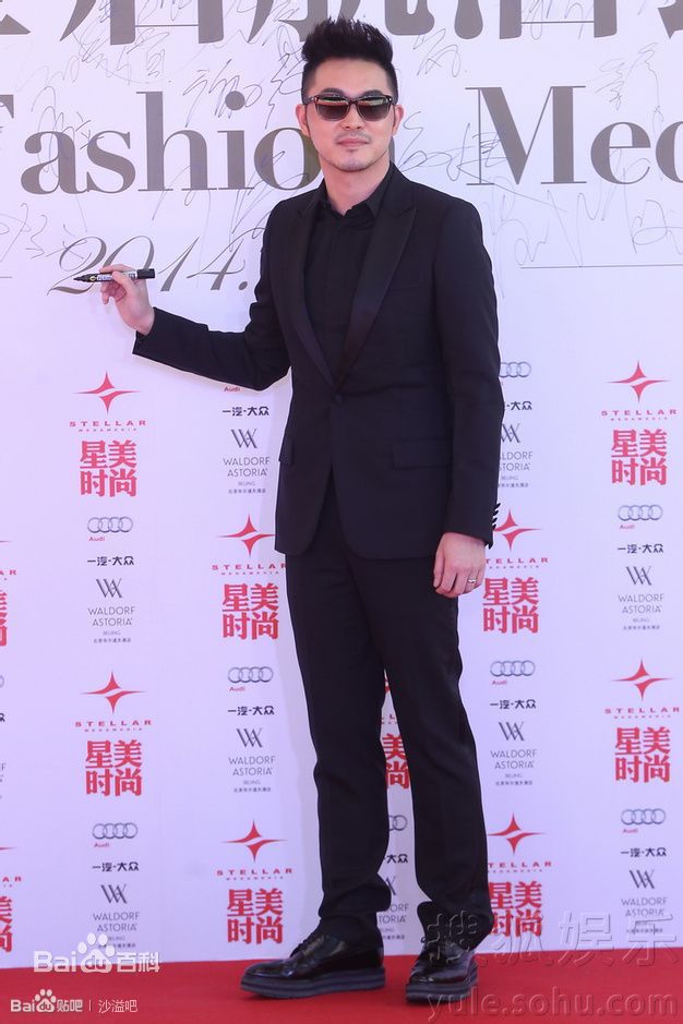 沙溢20140320星美时尚耀世启航酒会壁纸壁纸