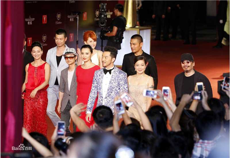沙溢2012年上海国际电影节红毯图册