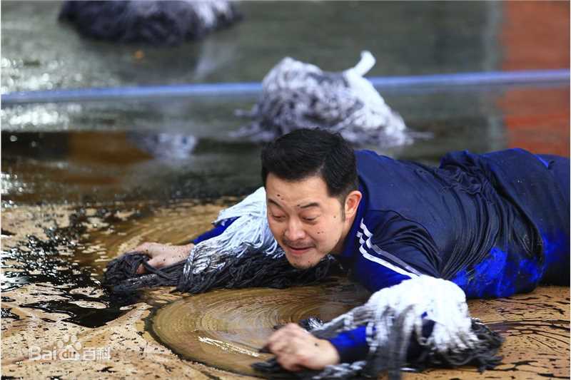 沙溢综艺了不起的挑战生活照