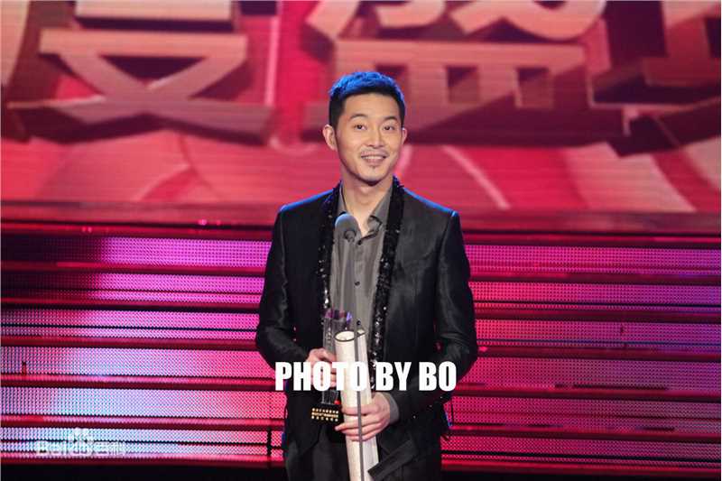 沙溢20110128首届黑龙江影视明星汇颁奖盛典图册