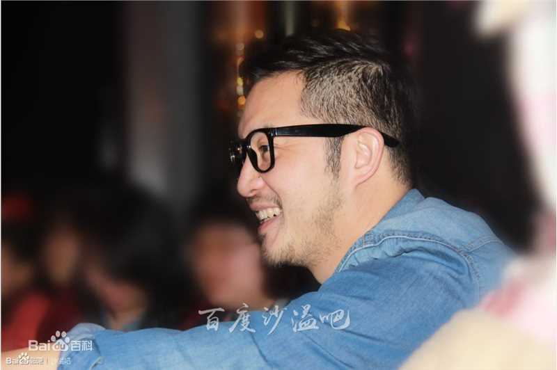 沙溢生日会性感图片图集