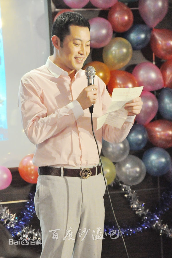 沙溢生日会性感图片图集