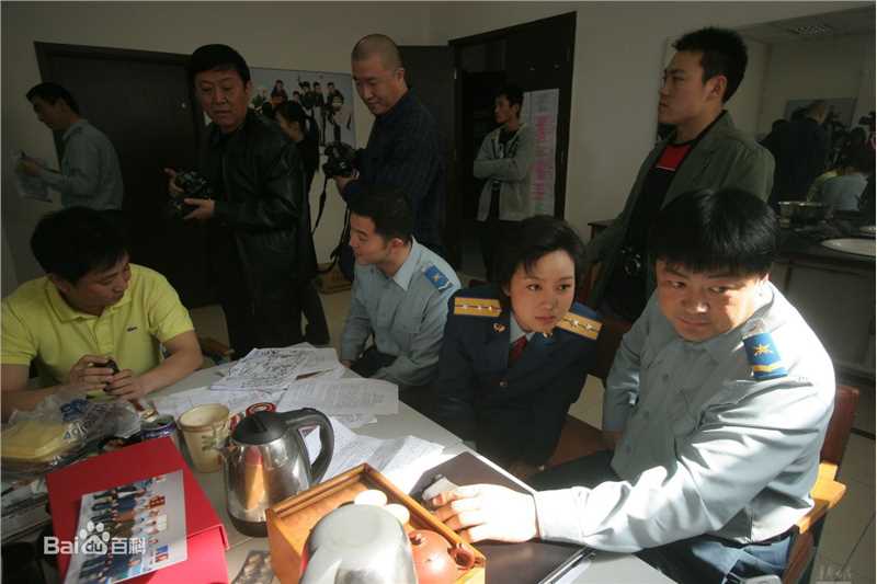 沙溢电视剧炊事班的故事饰演帅胡素颜照壁纸