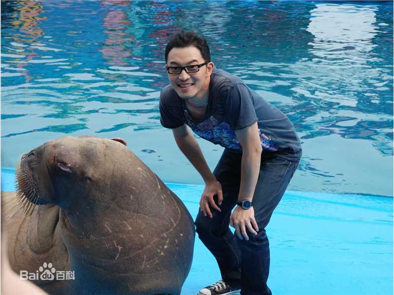 沙溢参加综艺性感图片图集