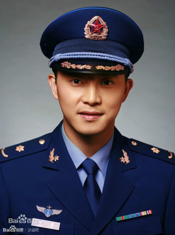 沙溢军装照素颜照相册