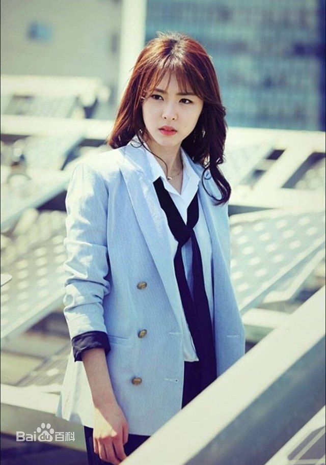 李沇熹(（Lee Yeon Hee）)剧照