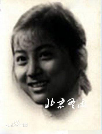 李玲玉(Li Ling Yu)旧照前后照片