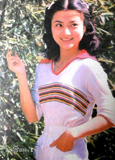 李玲玉(Li Ling Yu)旧照前后照片