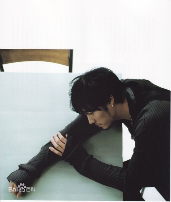 最新苏志燮(；So Ji Sub)壁纸