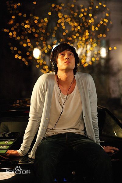 最新苏志燮(；So Ji Sub)壁纸