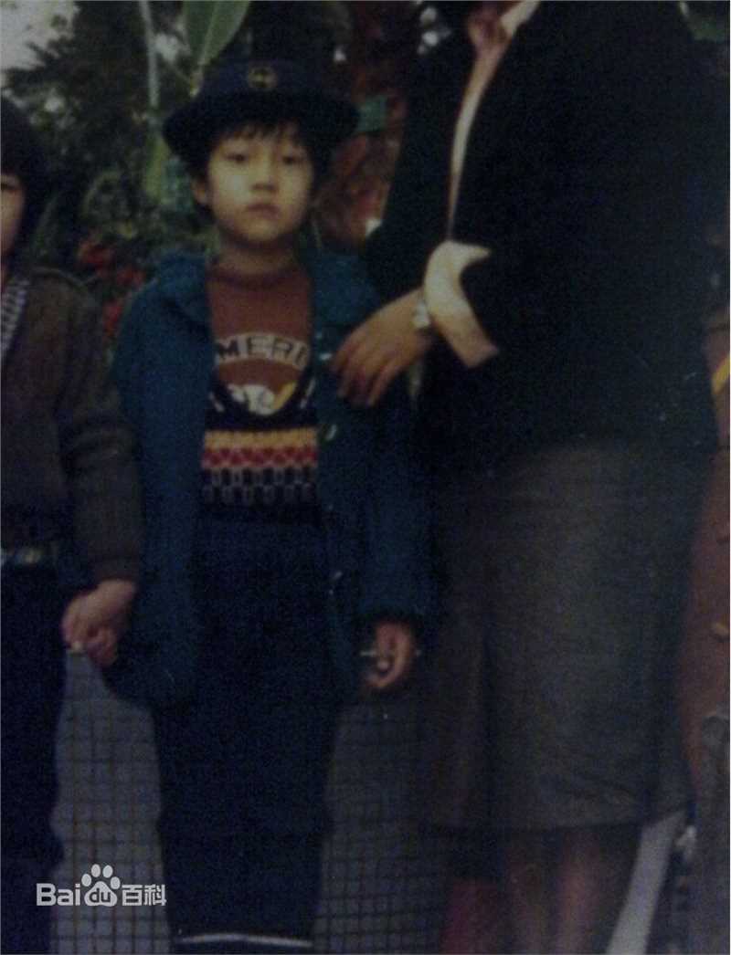 苏志燮(；So Ji Sub)少年时代生活照