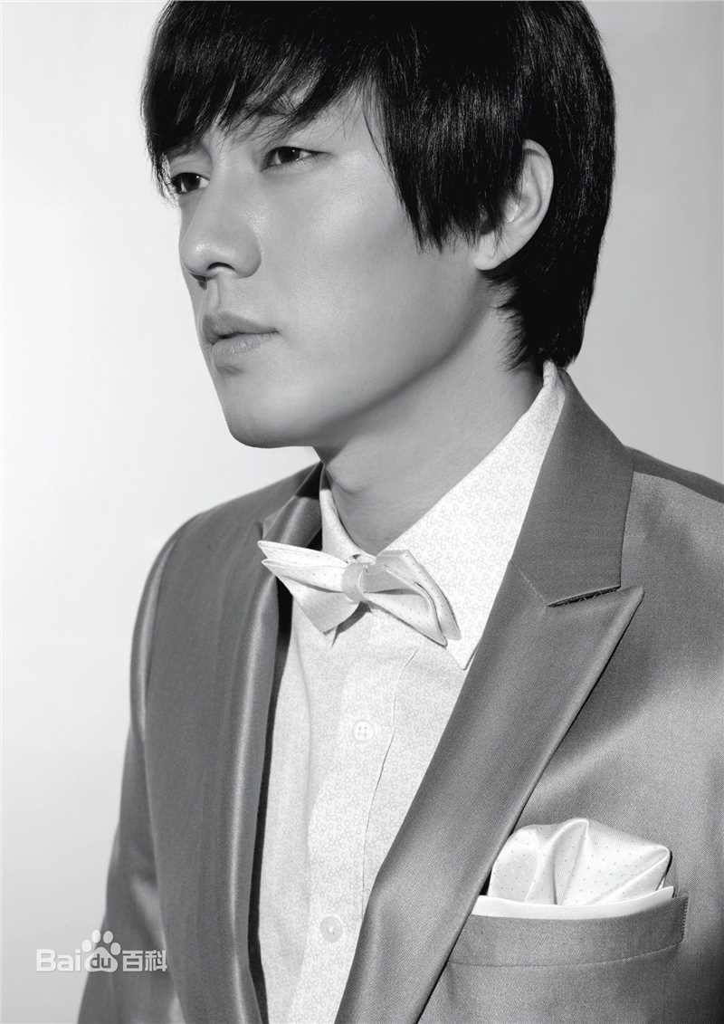 最新苏志燮(；So Ji Sub)精彩图册