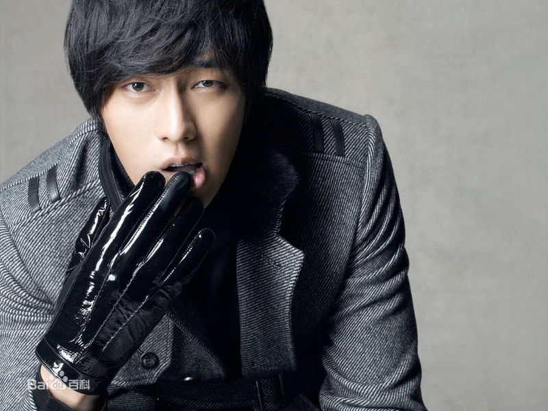 最新苏志燮(；So Ji Sub)精彩图册